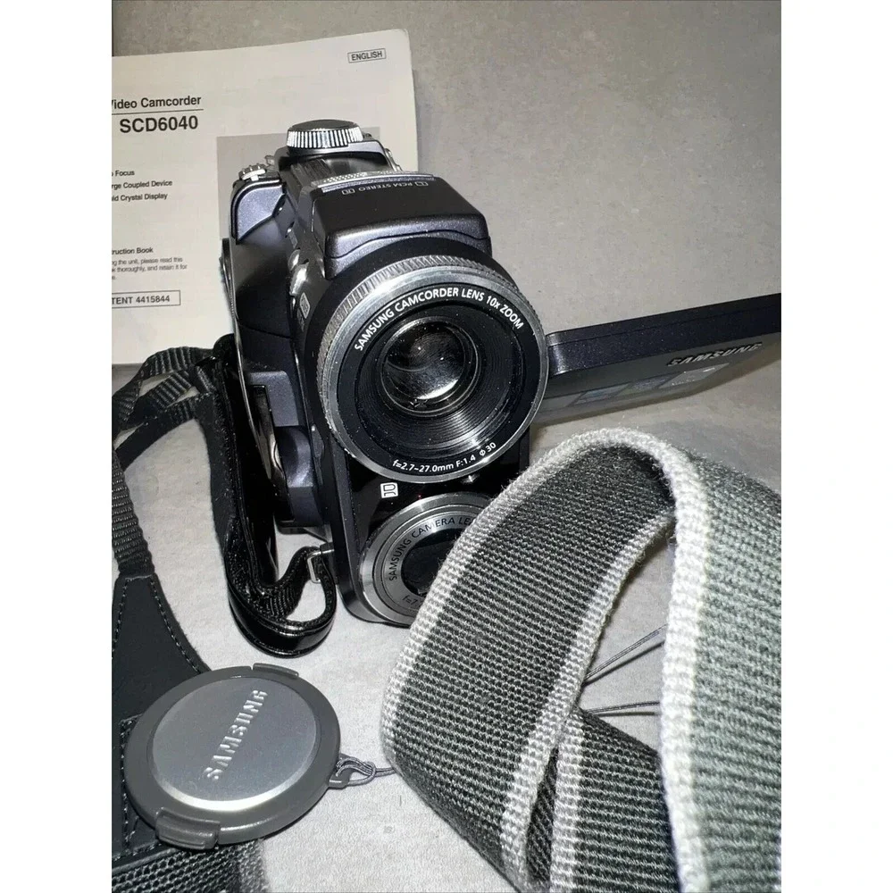 Samsung SCD6040 Mini DV Digital Camcorder Bundle ✅ Tested and working A+